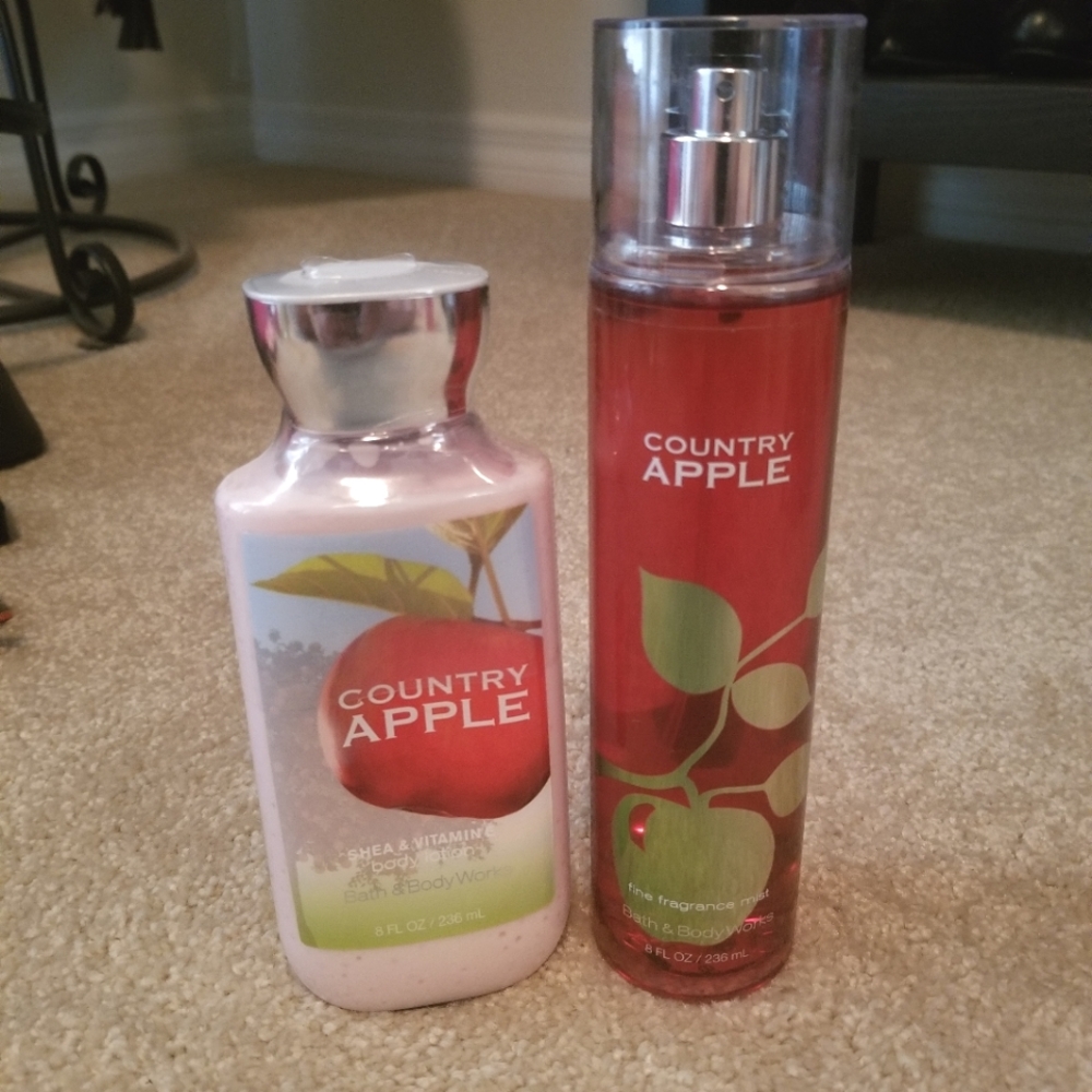 NWT - Bath and Body Works - Country Apple